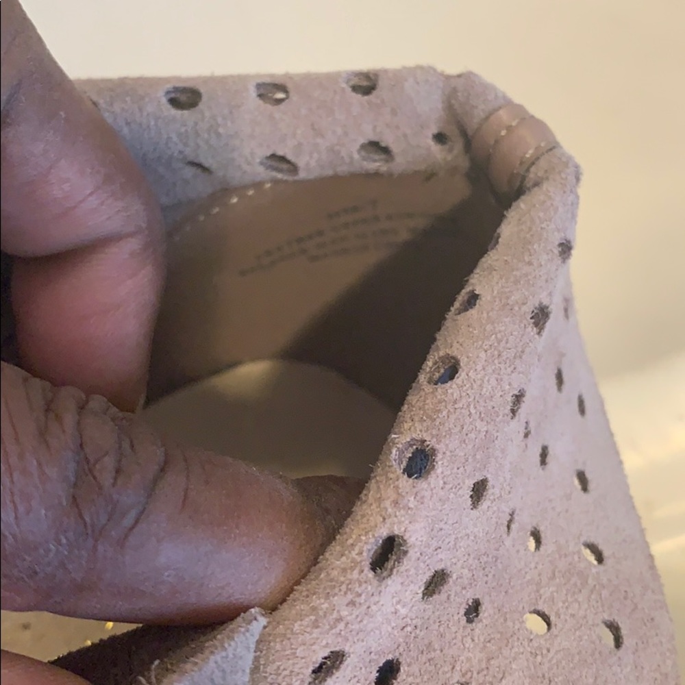 Restricted booties - Picture 8 of 8